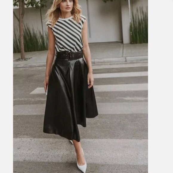 Zara Faux Leather Skirt With Belt Black Blogger Fav Size Large - Picture 5 of 12